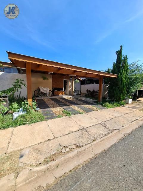 Casa à venda em Jaguariúna, Vargeão, com 3 quartos, com 159 m², Condomínio Quinta das Laranjeiras