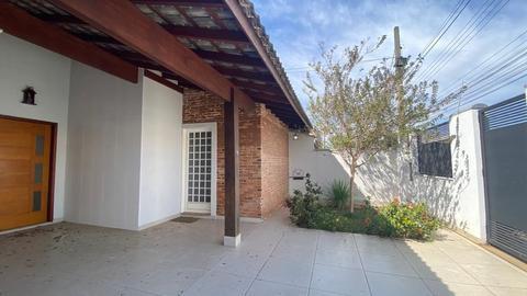 Casa à venda em Jaguariúna, Jardim Europa, com 3 quartos, com 200.64 m²