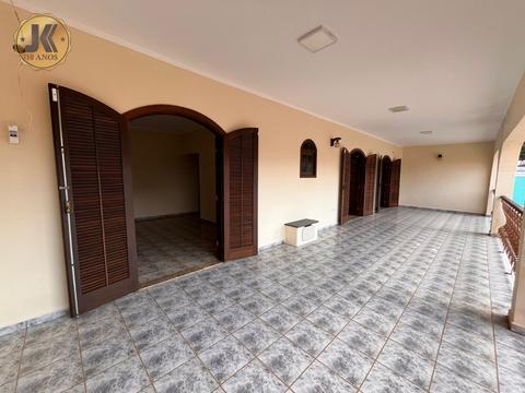 Casa para alugar em Jaguariúna, Jardim Laranjeiras, com 2 quartos, com 300 m²